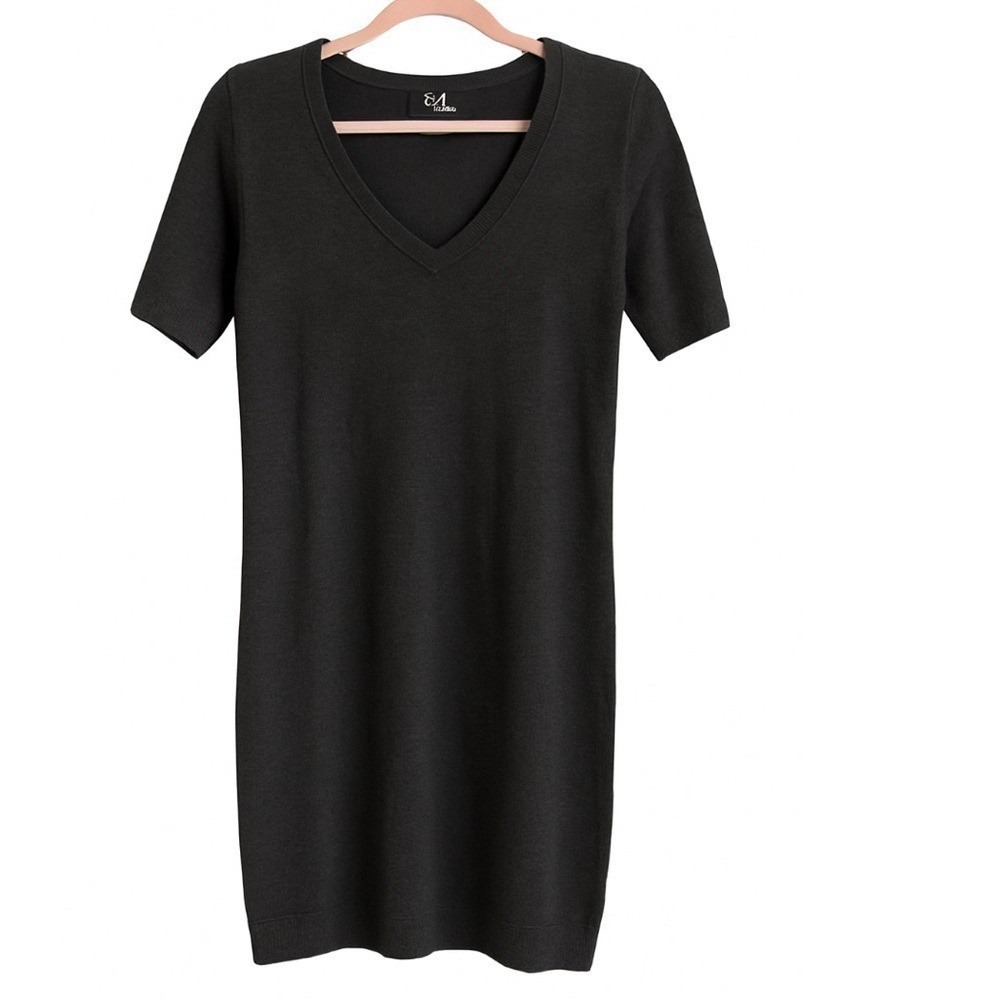 NWT Lulus Charcoal Sweater Dress Small Clean Girl Minimalist V Neck Knit